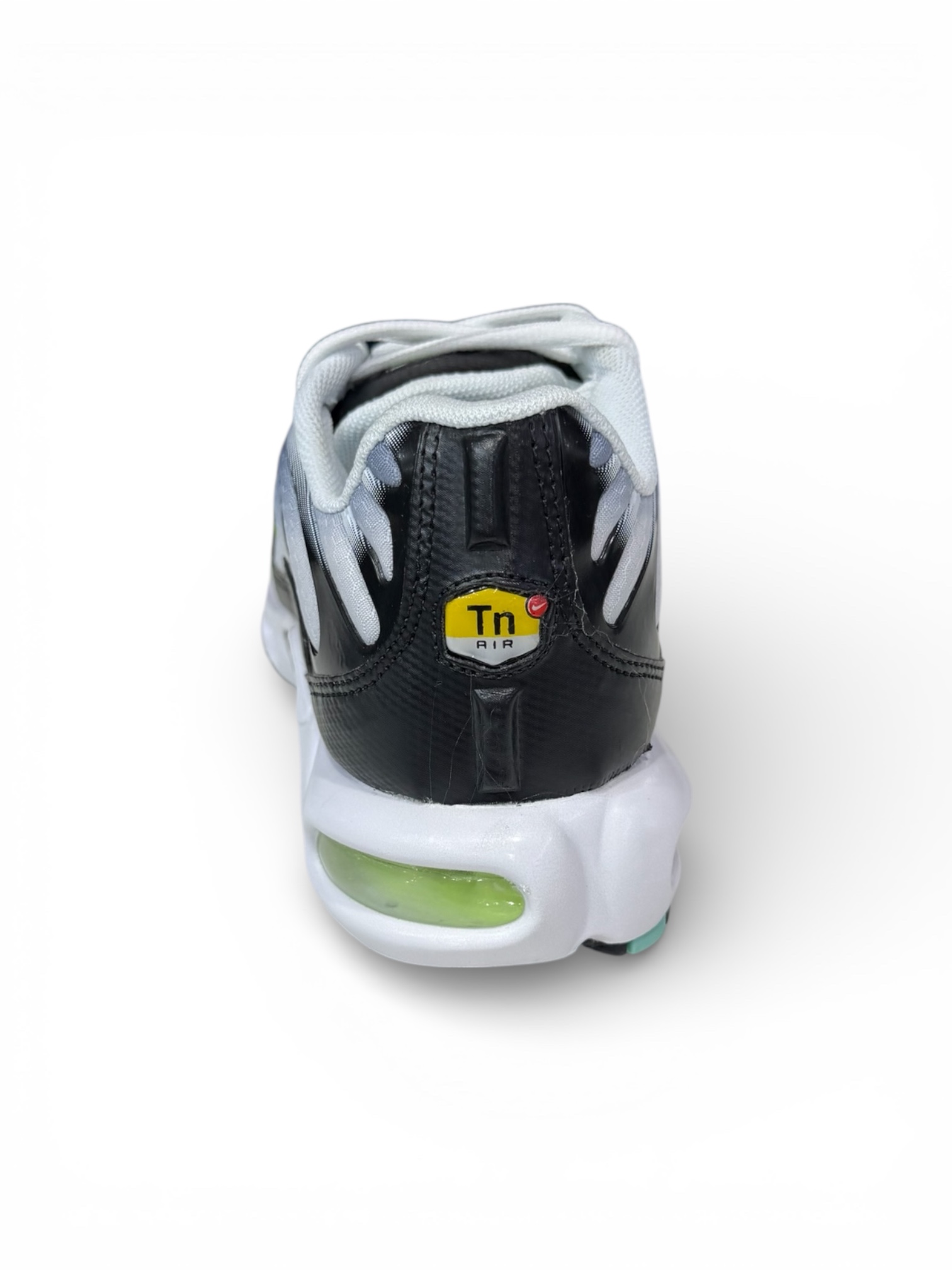 NIKE TN INPORTADO ( GELO VERDE)