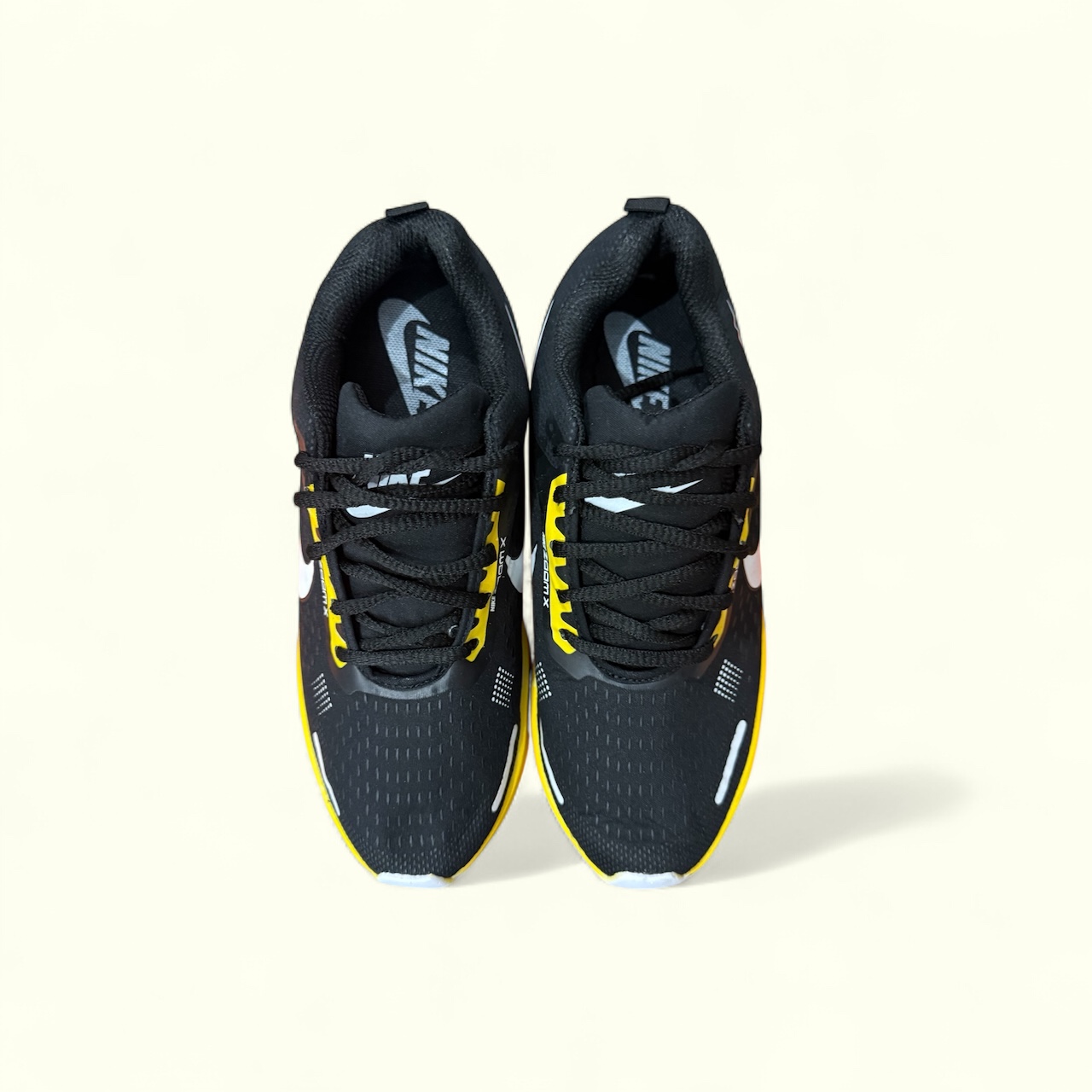 NIKE ZOOM X ( PRETO AMARELO)